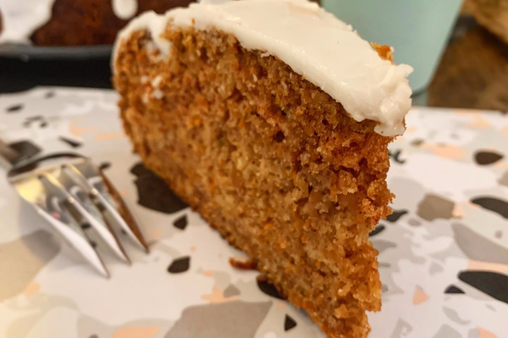 Carrot Cake - Envie Vegan