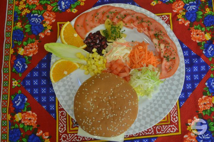 Cheeseburger (100gr) - Chez l'Cousin