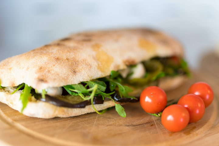 PANINI BRESAOLA - Pizza Mania