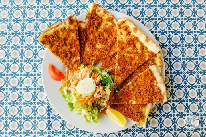 Lahmacun - Brasserie De Tivoli
