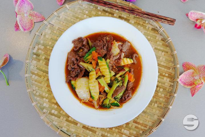 Boeuf à la sauce basilic - OliMy