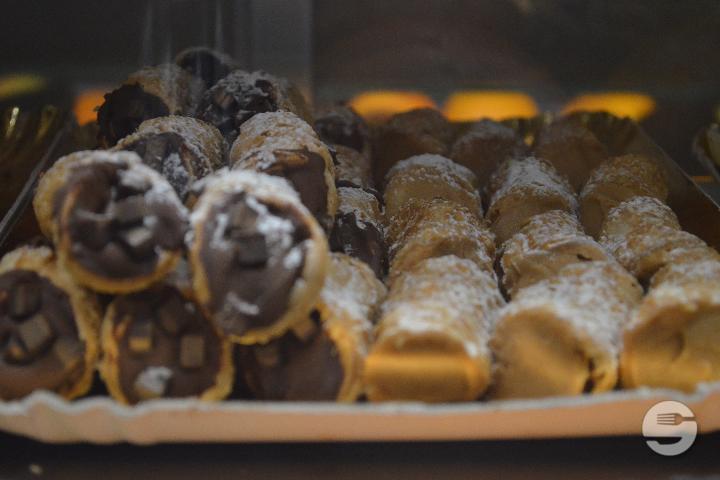 Cannoli Chocolat Noir et Arachide - Bacio Nero