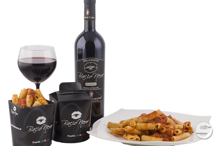 Rigatoni all'Amatriciana - Bacio Nero