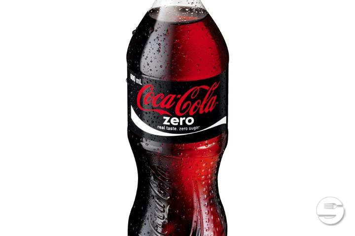 Coca Cola Zero - Trois Pièces Et Demi