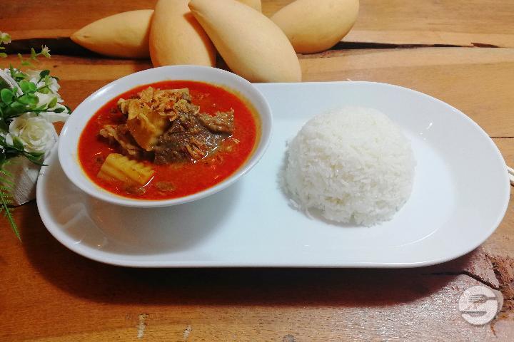 N29 Boeuf au Curry Massaman - Golden Mango