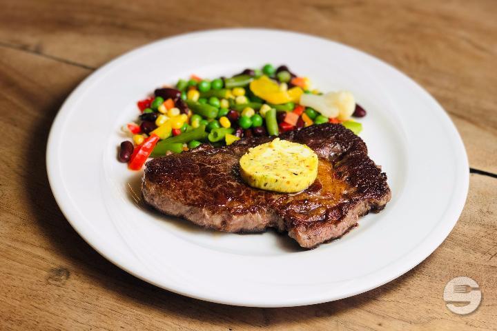 Entrecôte parisienne - Saveurs & Couleurs