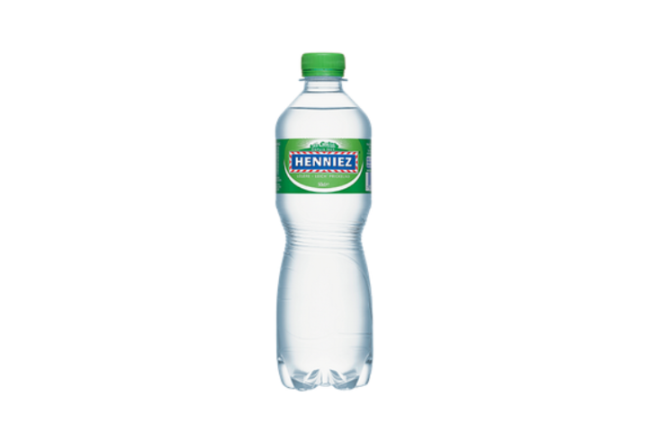 Wasser mit Kohlensäure - Ristorante Bufala