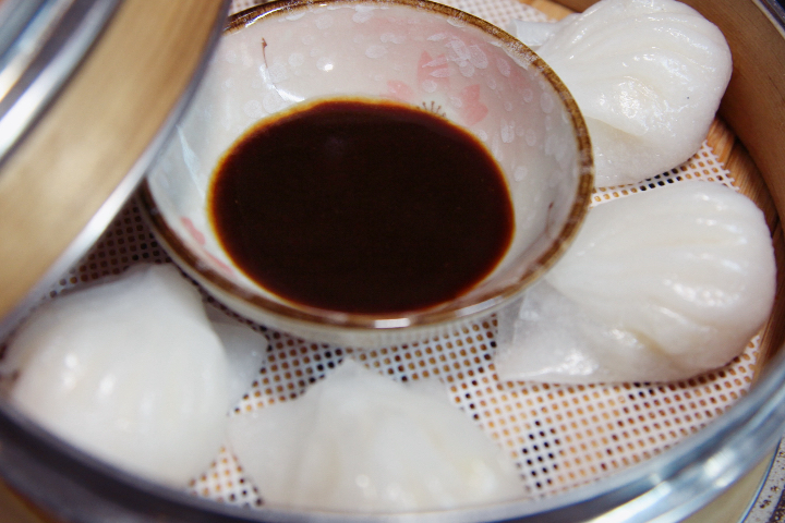 Dumplings mit Crevettenfüllung (10 Stück) - Restaurant Khujug