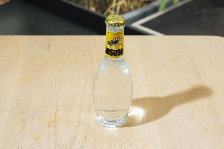 Schweppes Indian Tonic - Susuru