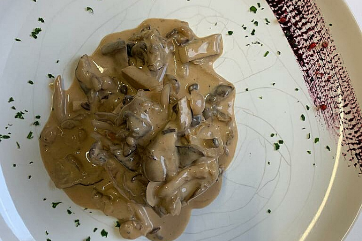 Feuilleté aux Champignons - Auberge de Duillier