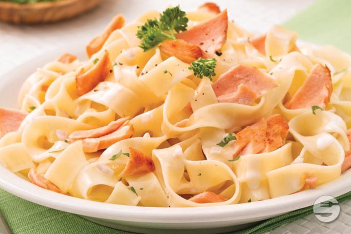 Salmon Tagliatelle - Restaurant de La Patinoire