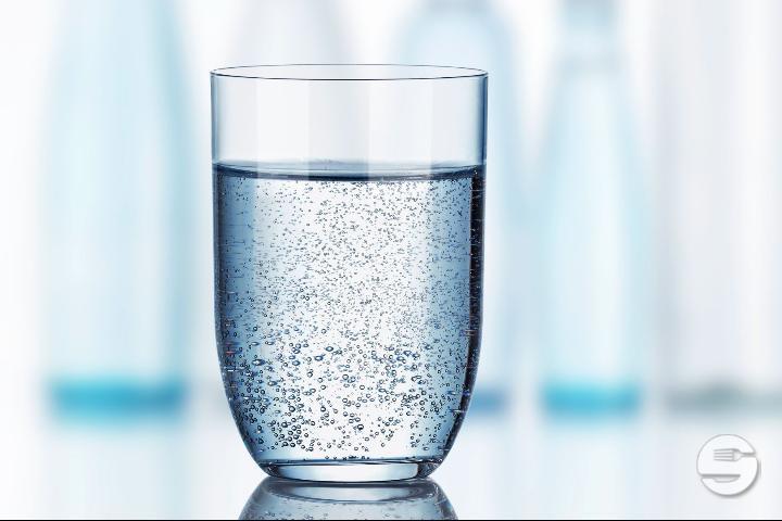 Sparkling water - Restaurant de La Patinoire