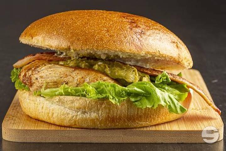 Burger Mexican - Nomad Food