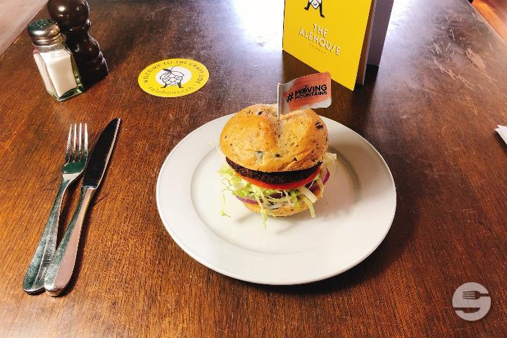 Vegan Burger - The Alehouse - Palmhof