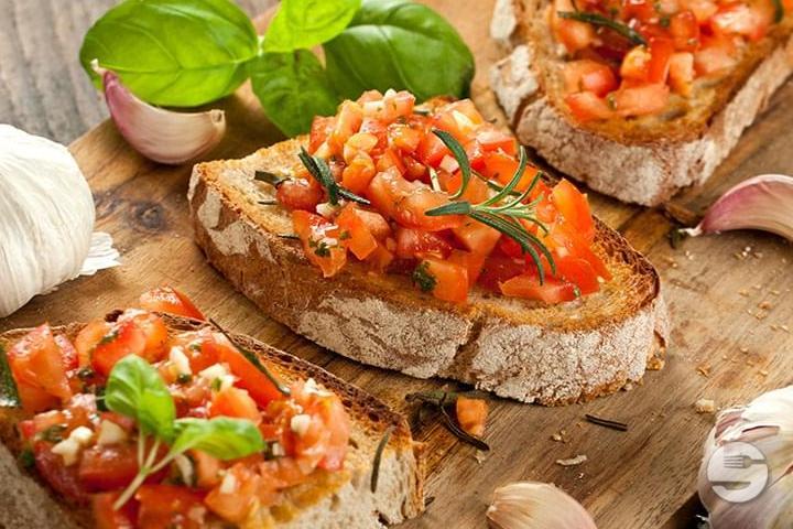 Bruschetta à la tomates - Hotel de Commune