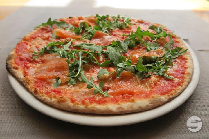Pizza Salmone - Hotel de Commune