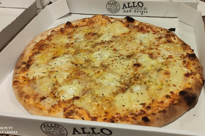Pizza 4 Cheese Vaudoise - Allo Pizza San Sergio