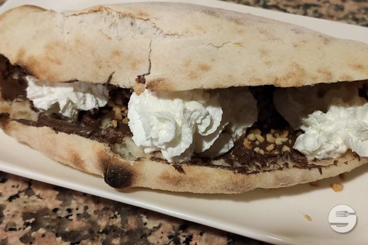 Pizza Calzone Nutella - Allo Pizza San Sergio