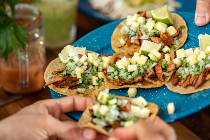 Tacos Al Pastor - El Catrín