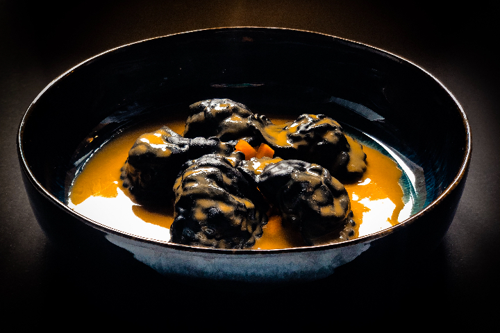 Ravioli noirs / Bisque - Nice Tapas Bar