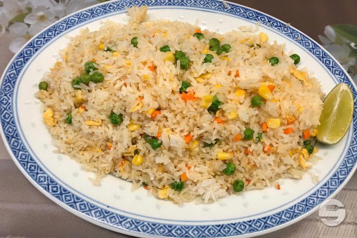 Seared Rice with Egg and Veggies - Foodbar Asia