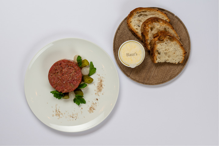Baur's beef tartar - Baur's Brasserie & Bar