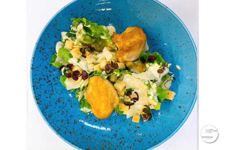 Lattich Salat – Stubenküken – Caesar’s Dressing - Baur's Brasserie & Bar