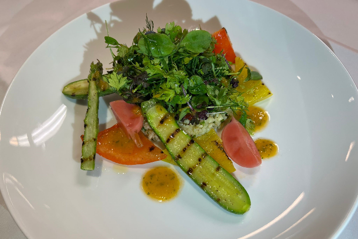 Bulgur Salat - Baur's Brasserie & Bar