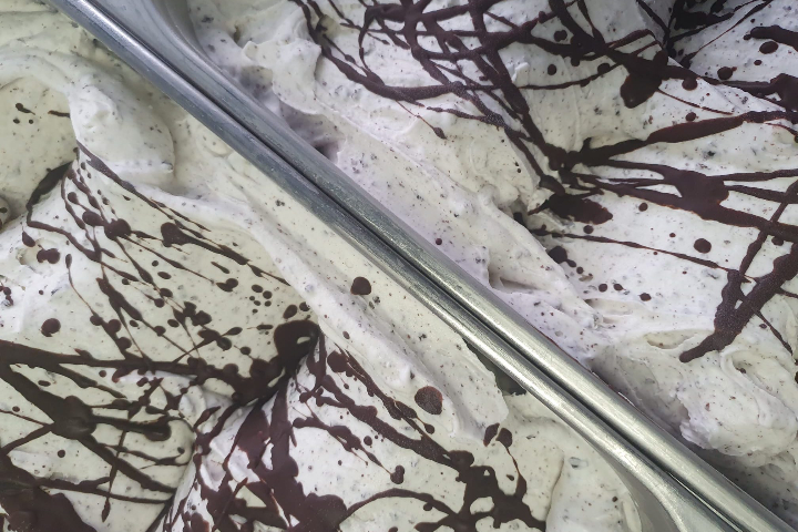 Stracciatella - Gelato Mania