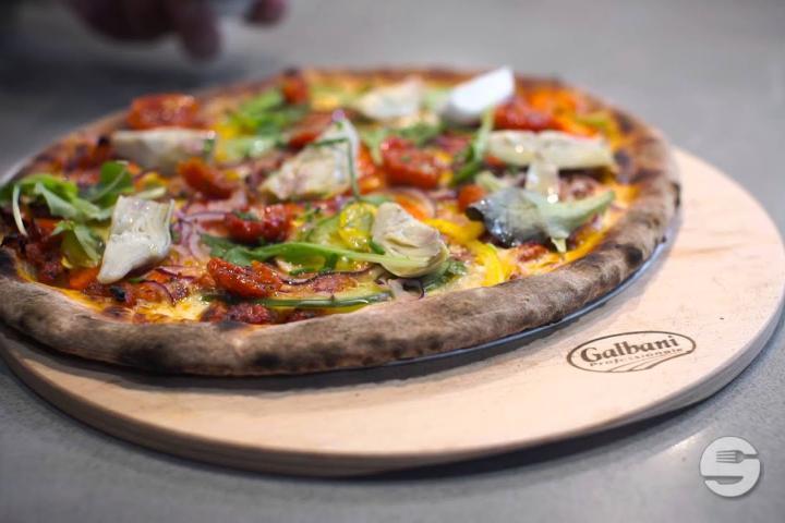 Pizza 4 Saisons - Arc en Ciel Pizza & Kebab