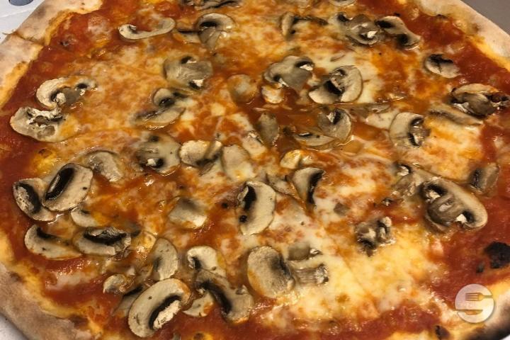 Pizza Funghi - Positano