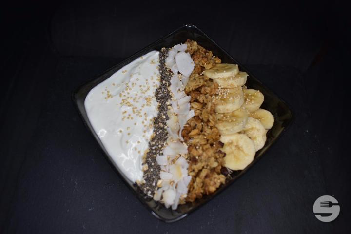 Granola bowl avec fruit de saison - Nalina's