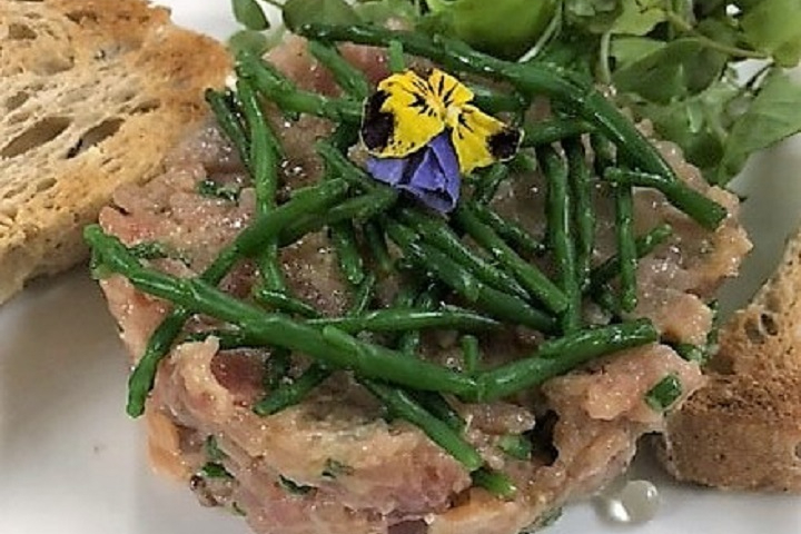 Tartare de thon aux saveurs asiatiques et salicornes - Hôtel de la Paix