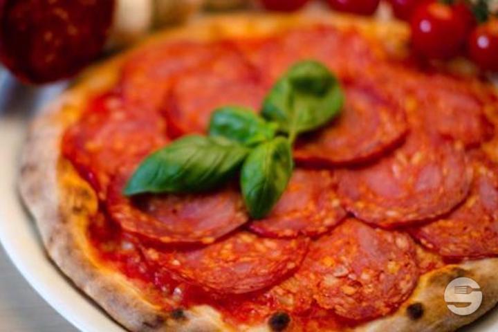 Pizza Diavola - Da Peppe Pizza