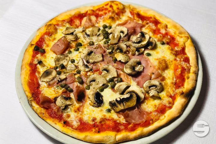 Romana - Kebab Pizza des pâquis