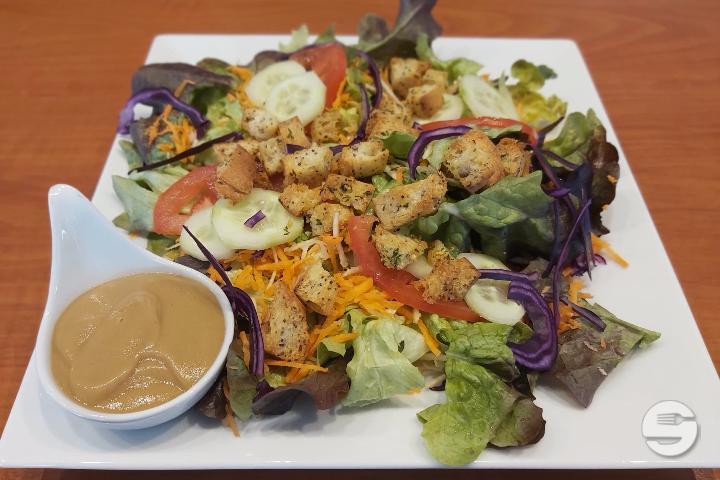 Salade Mêlée à base de crudités - Tea Room de Cressy