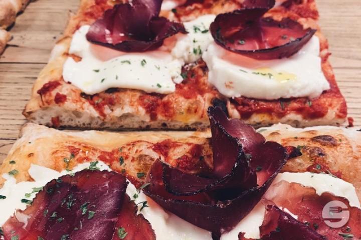 Bresoala e fior di latte - Ritù Pizza Al Taglio