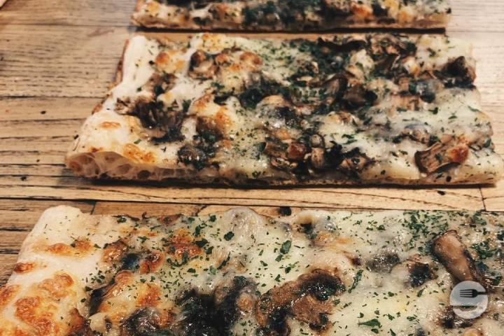 Crostino funghi e tartufo - Ritù Pizza Al Taglio