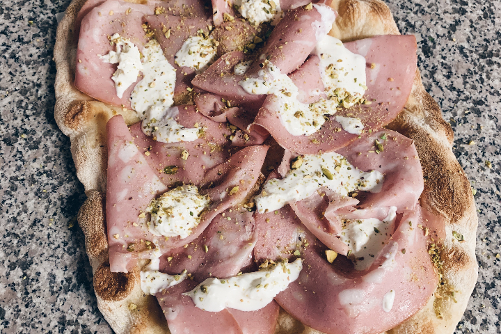 Mortadella, stracciatella, pistacchio - Ritù Pizza Al Taglio