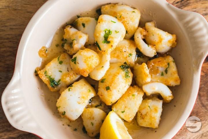 Calamaris with parsley - Grotto Reale