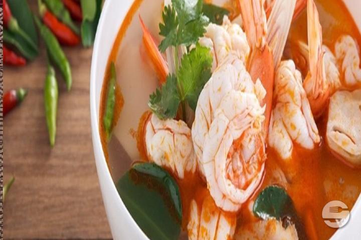 15. Tom Yang Gung (scharf) - Ploy Thai