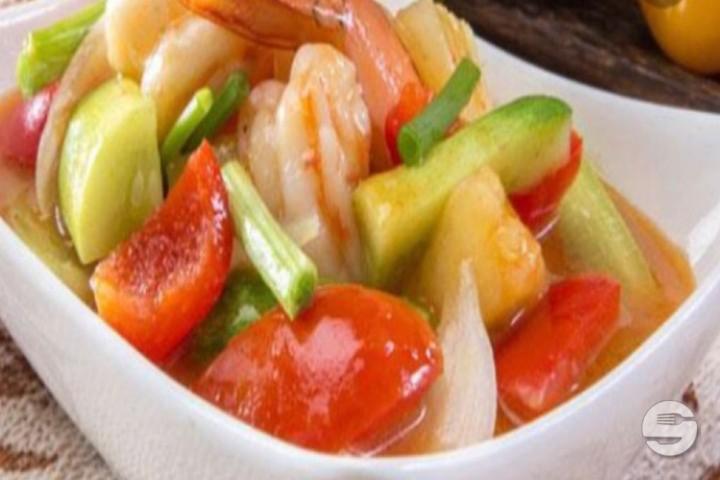 310. Phad Priau Waan - Ploy Thai