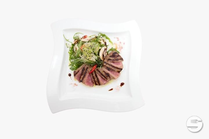 Tagliata di Manzo con Rucola e Grana - Ristorante Pizzeria Del Gusto - Bern
