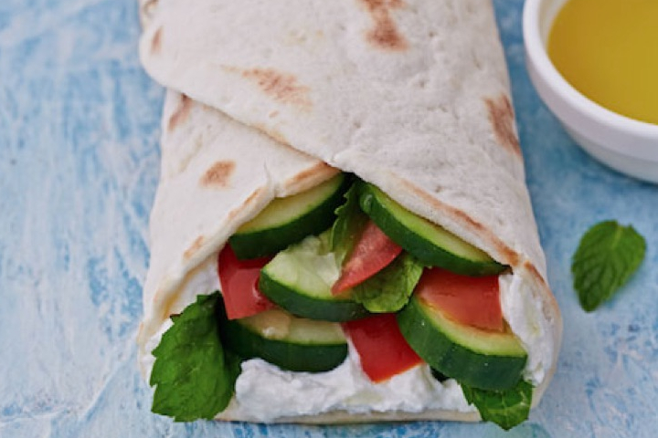 Labné Sandwich - Street Beirut