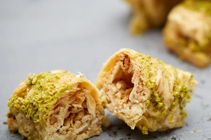 Baklawa - Street Beirut