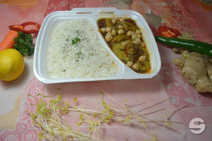 Murg Chana - Indian Thali