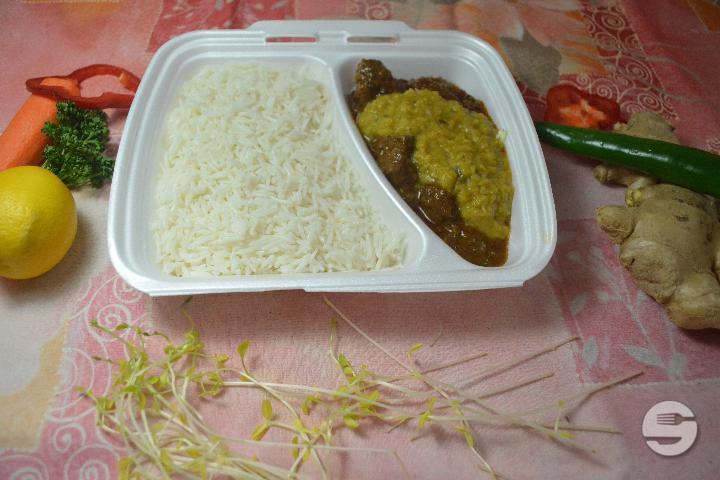 Mota Gosht Dall - Indian Thali