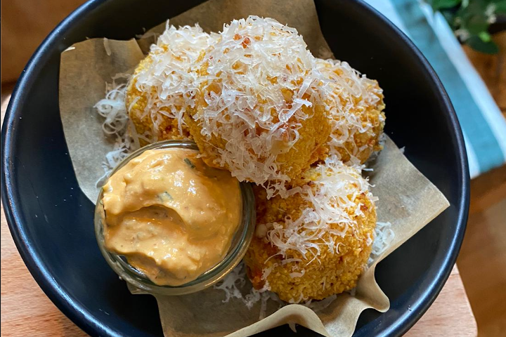Mac ’n’ Cheese Balls - LA MANUFACTURE
