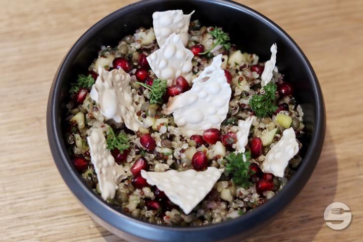 Salade de lentilles, quinoa, grenade et granny smith - INDA-BAR