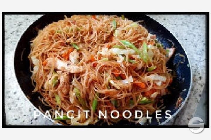Pancit (Fried Noodles) - Flavor of Philippines